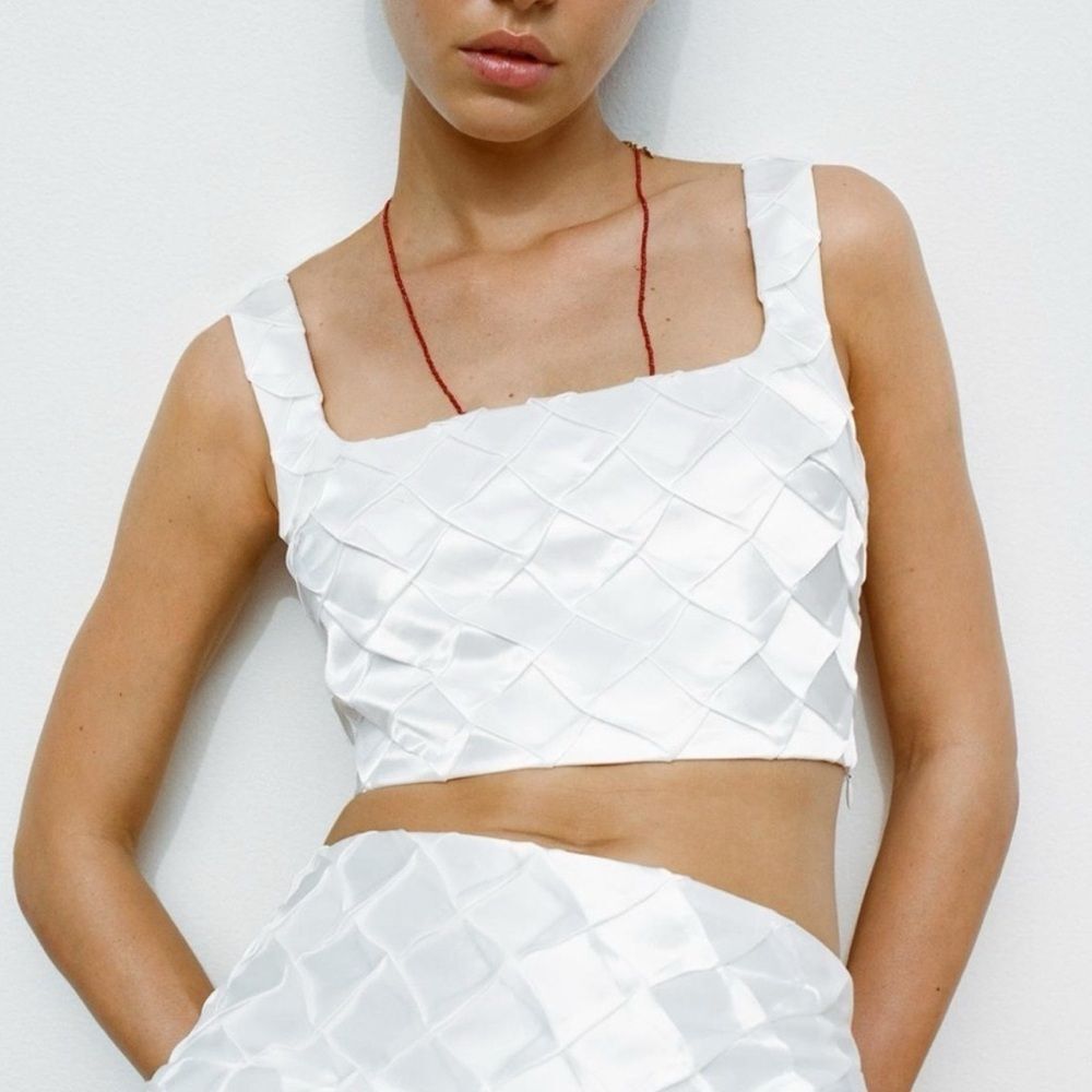 Zara NWT White Woven Crop Top Size XL